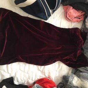 burgundy velvet dress from windsor